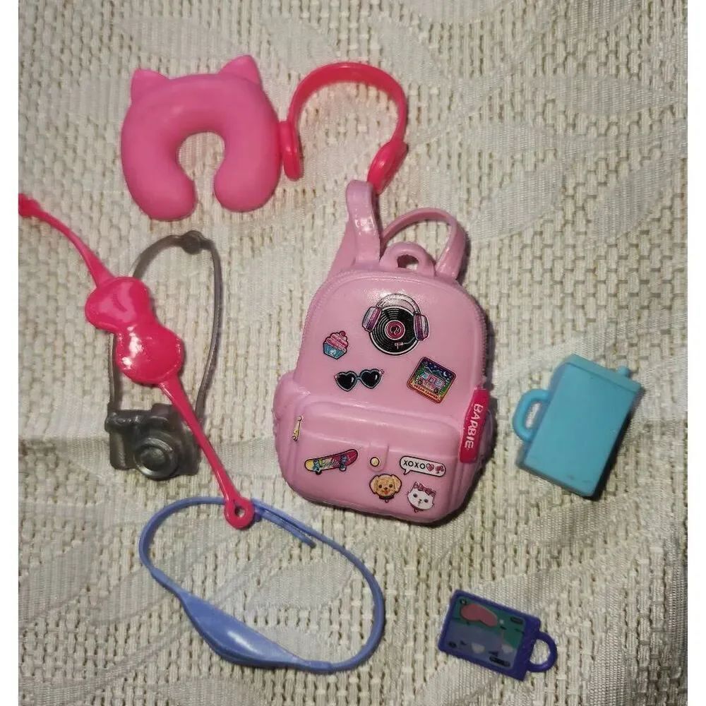 Barbie airport accessories